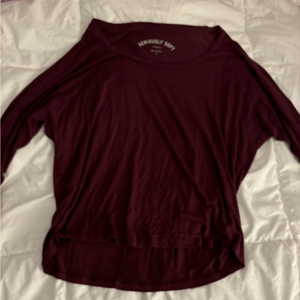 women’s small seriously soft maroon long sleeve